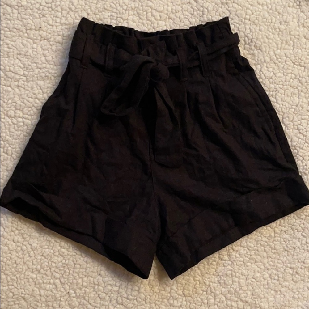 Abercrombie Tie front black shorts